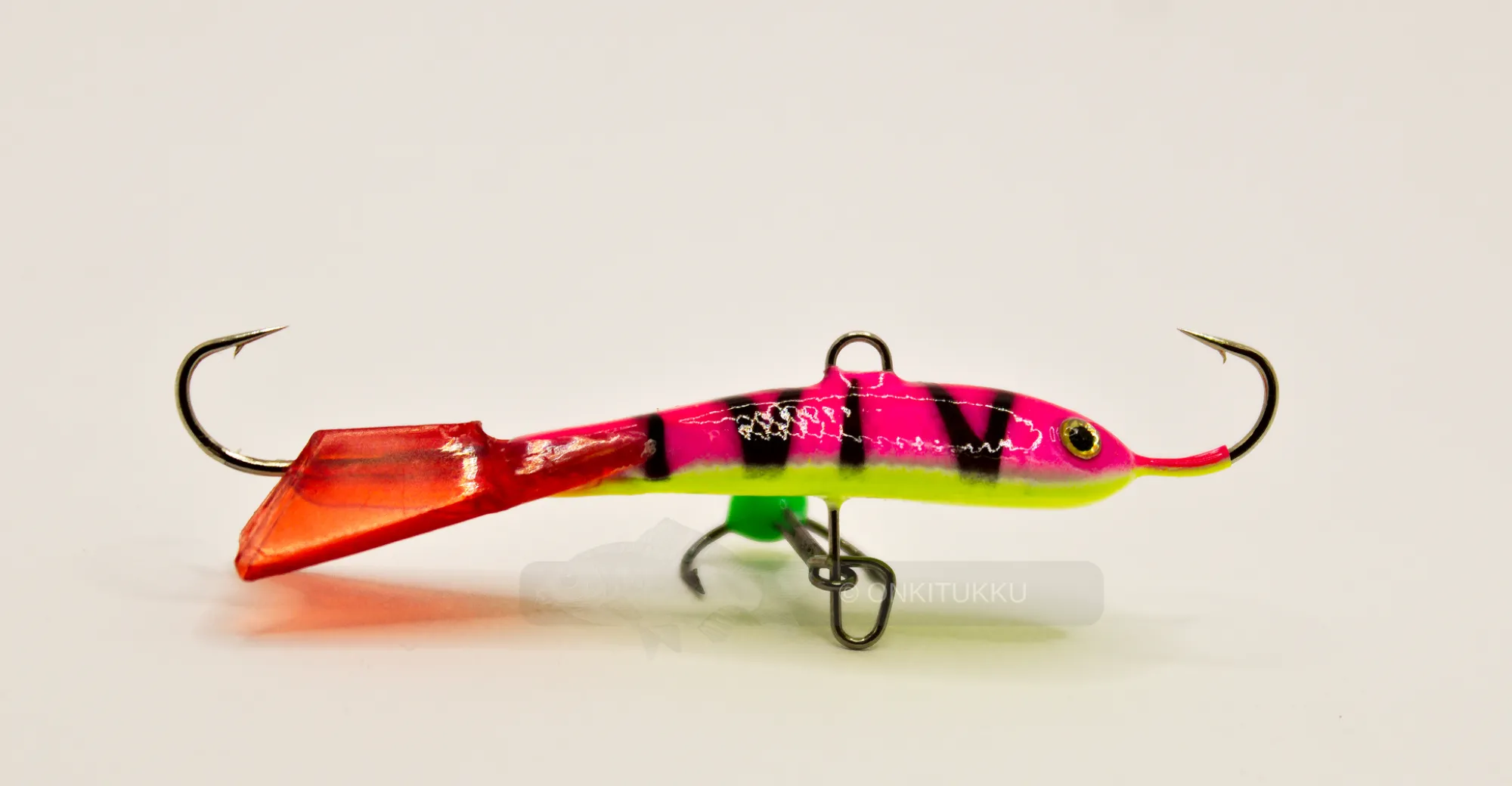 New Akara Canan 40 Tasapainopilkki 4,0cm Väri 54 UV