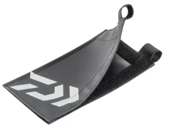 New Daiwa Protective Lure Wrap viehesuoja M