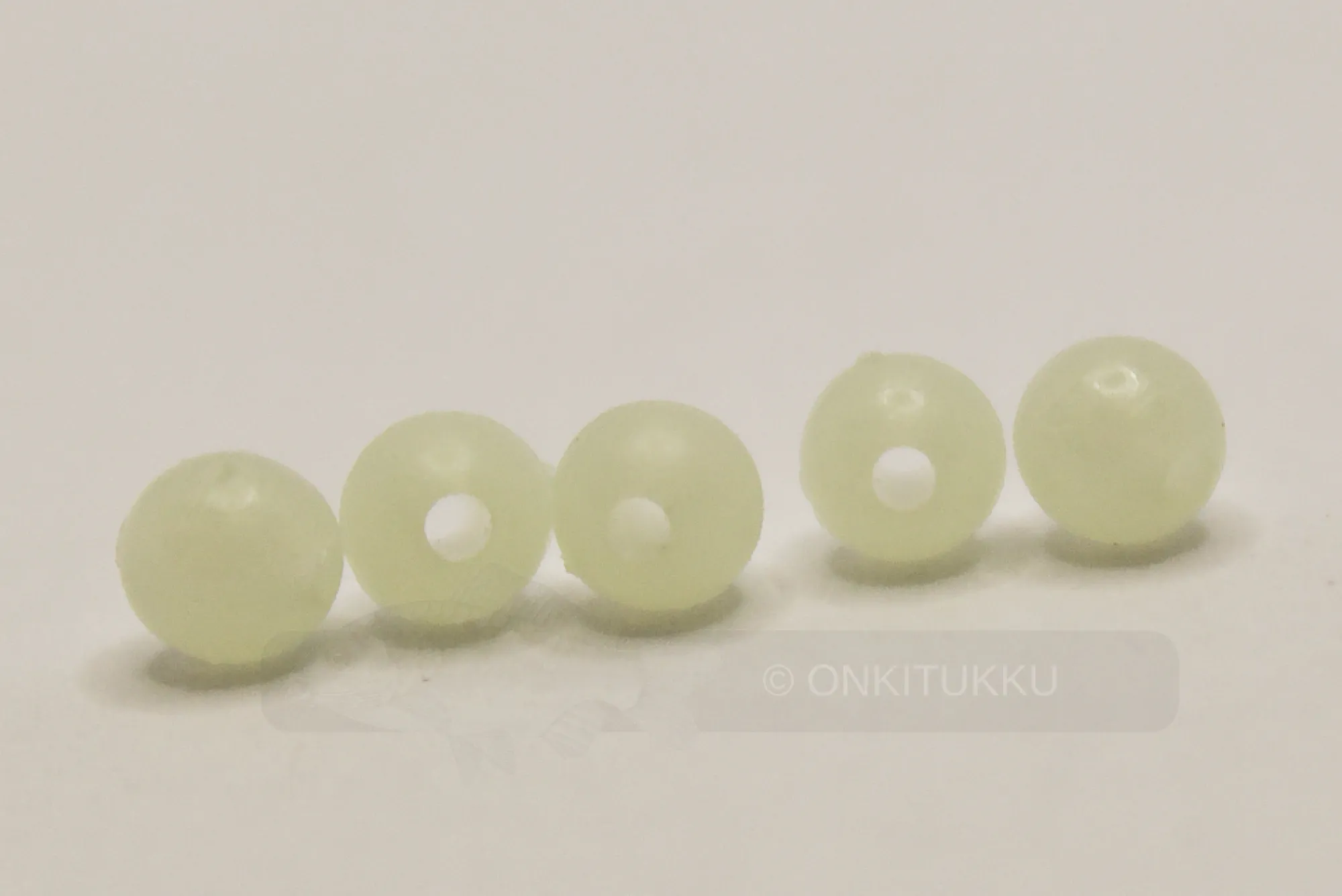 Discount Onkitukku Fosforihelmi 4mm 100kpl