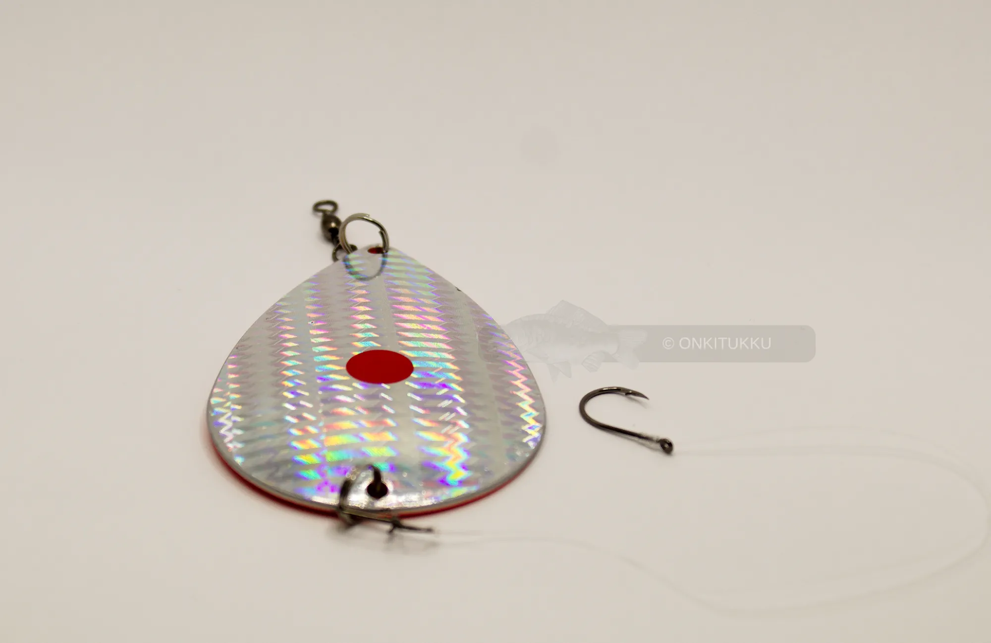 Best Onkitukku KalaKinn 75mm 36g väri hopea/punainen