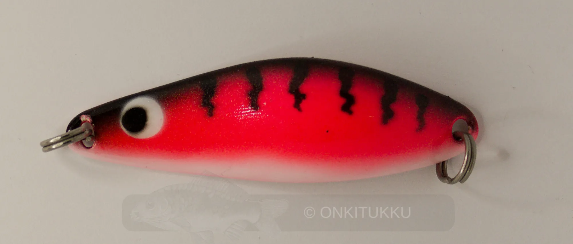 New Kapun taimen uistin 68mm 15g väri 2