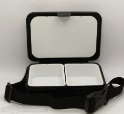 Outlet Onkitukku Musta toukkarasia nauhalla.