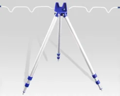 Hot Onkitukku Siikavapateline teleskooppijaloilla.